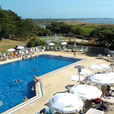 Village Club Kerlannic 3* Arzon